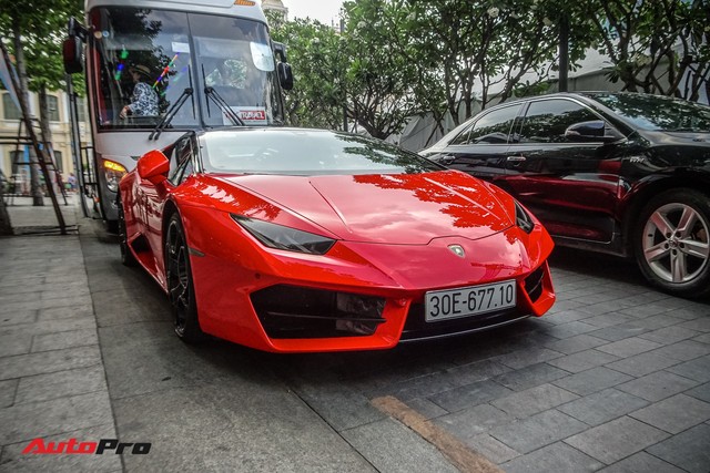 Lamborghini Huracan của đại gia đồng hồ Hà Nội bất ngờ xuất hiện tại Sài Gòn - Ảnh 2.
