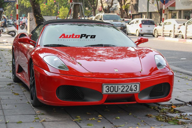 Siêu xe Ferrari F430 Spider vang bóng một thời tái xuất tại Hà Nội - Ảnh 1.