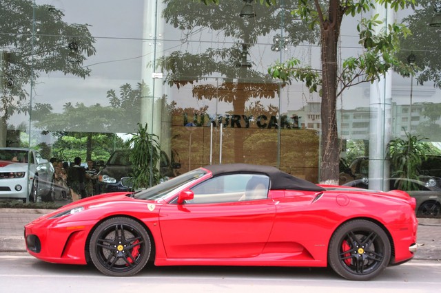 Siêu xe Ferrari F430 Spider vang bóng một thời tái xuất tại Hà Nội - Ảnh 2.