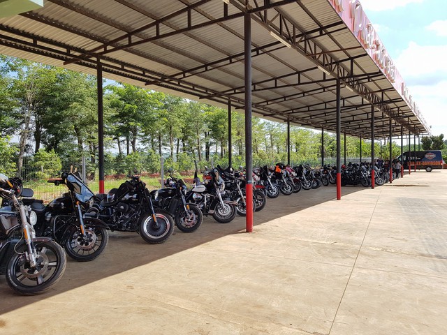 Hàng trăm chiếc Harley-Davidson đang tiến về Đà Nẵng tham dự đại hội 3 miền - Ảnh 9.