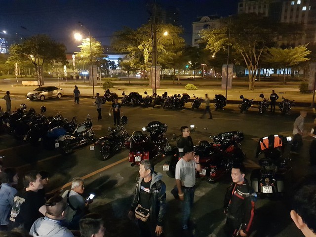 Hàng trăm chiếc Harley-Davidson đang tiến về Đà Nẵng tham dự đại hội 3 miền - Ảnh 8.