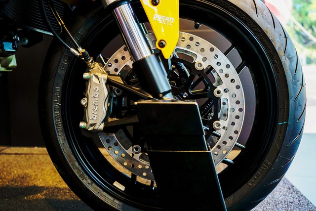 Ducati Monster 821 2018 giá 400 triệu đồng cho biker Việt - Ảnh 4.