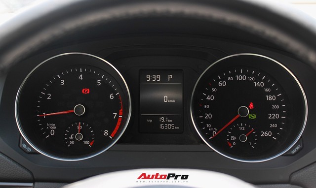Đánh giá Volkswagen Jetta: Chất Đức đeo bảng giá Toyota Altis - Ảnh 11.