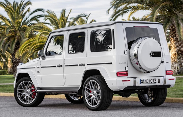 Những mẫu xe SUV hạng sang có tầm giá khoảng 10 tỷ đồng tại Việt Nam - Ảnh 7. Những mẫu xe SUV hạng sang có tầm giá khoảng 10 tỷ đồng tại Việt Nam - Ảnh 7.
