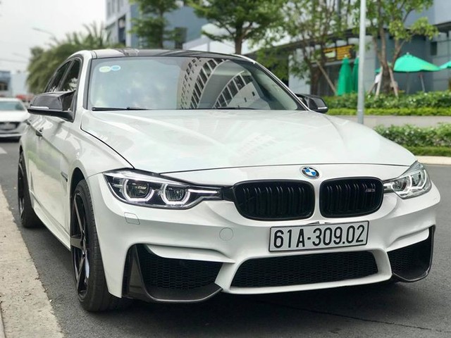 BMW 330i 2016 độ khủng của dân chơi Bình Dương rao bán lại giá 1,55 tỷ đồng - Ảnh 2.