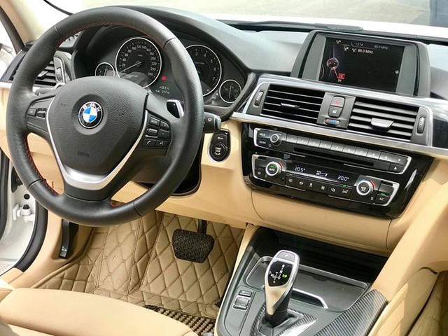 BMW 330i 2016 độ khủng của dân chơi Bình Dương rao bán lại giá 1,55 tỷ đồng - Ảnh 13.