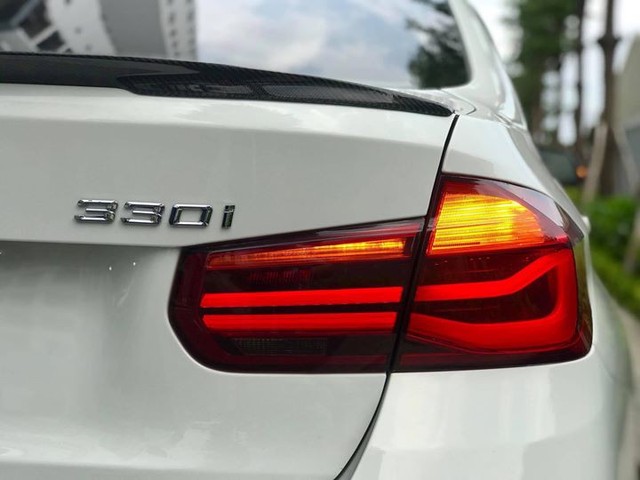 BMW 330i 2016 độ khủng của dân chơi Bình Dương rao bán lại giá 1,55 tỷ đồng - Ảnh 6.