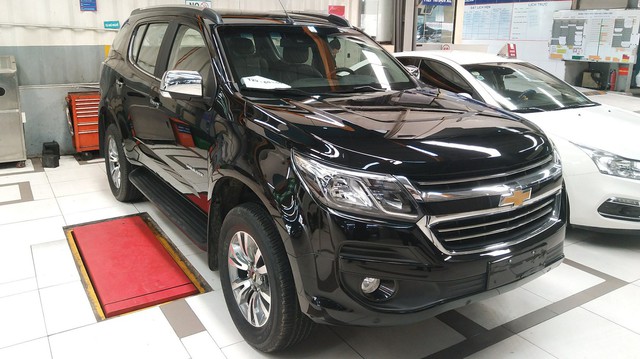 Đối thủ khan hàng, Chevrolet Trailblazer ồ ạt về đại lý toàn quốc, giảm giá 80 triệu đồng
