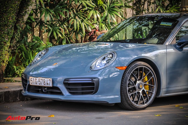 Ông chủ cafe Trung Nguyên tiếp tục mạnh tay tậu Porsche 911 Turbo S trị giá 15 tỷ đồng - Ảnh 2.