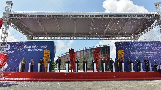 Tỷ phú Phạm Nhật Vượng tiết lộ cách "tân binh" VINFAST cạnh tranh với các đối thủ: Xe xịn, giá tốt, nhiều hậu mãi