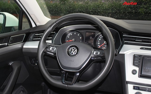 Đánh giá Volkswagen Passat: Lựa chọn khó khăn cho đại gia Việt còn mặn nồng xe Nhật, Hàn - Ảnh 11.