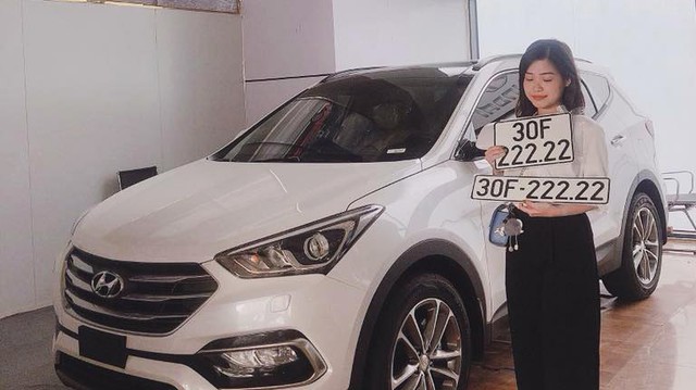 Hyundai Santa Fe rinh về biển số ngũ quý 2 tiếp theo tại thủ đô