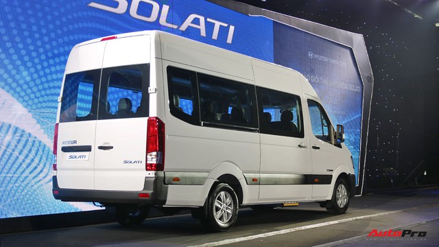Hyundai Solati thay nhà phân phối, giảm 110 triệu đồng để đấu Ford Transit tại Việt Nam - Ảnh 1.
