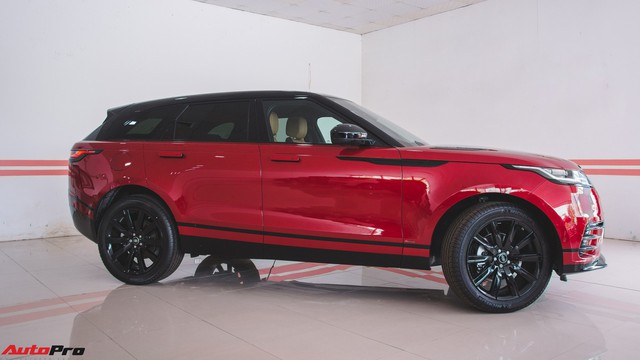 Soi kĩ Range Rover Velar màu đỏ đầu tiên của Việt Nam