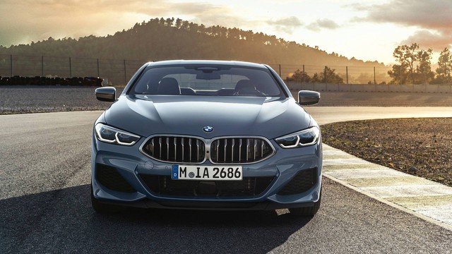 Ra mắt BMW 8-Series: Đỉnh cao sedan hạng sang của BMW - Ảnh 1.