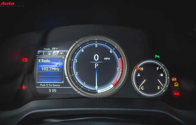 Sau 22.000 km, xe sang Lexus RX350 F-Sport giữ giá như thế nào? - Ảnh 3.