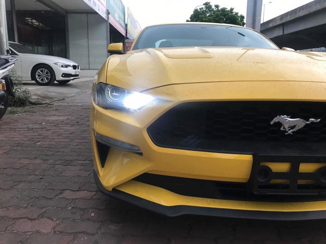 Ngựa hoang Ford Mustang 2018 tiếp tục về Việt Nam - Ảnh 2.