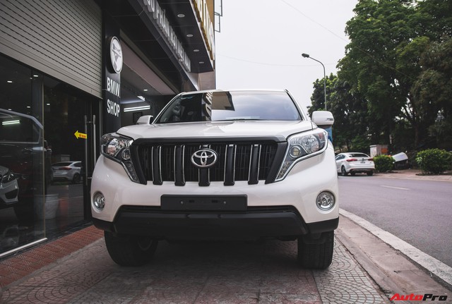 Thánh giữ giá Toyota Prado đi 10.000km vẫn bán lại 2,2 tỷ đồng, chỉ mất tiền lăn bánh - Ảnh 1.