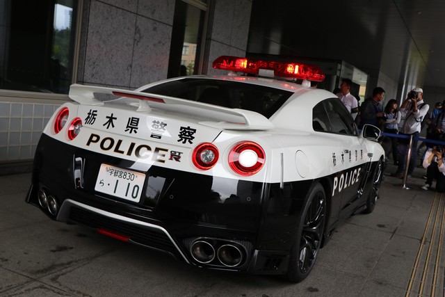 Đại gia bí ẩn tặng Nissan GT-R cho lực lượng cảnh sát Nhật Bản - Ảnh 5.