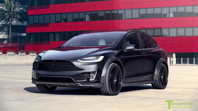 Tesla Model X P100D hầm hố cho đại gia thích hàng độc