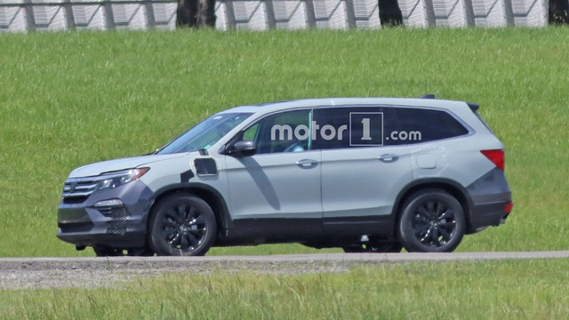 Lộ diện ảnh thử nghiệm của anh cả Honda CR-V là Pilot 2019 - Ảnh 1.
