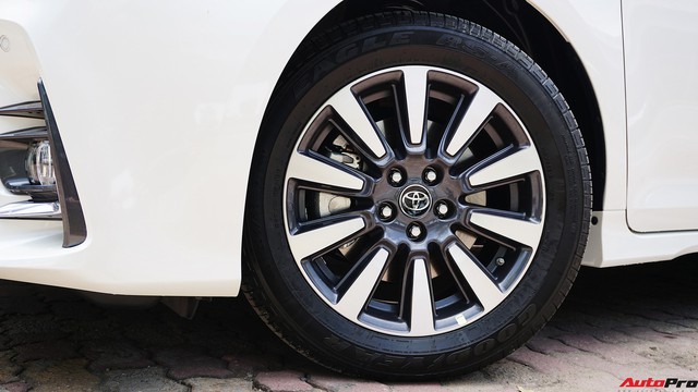 Khám phá Toyota Sienna 2018 - Xe gia đình 4 tỷ cho đại gia Việt - Ảnh 10.