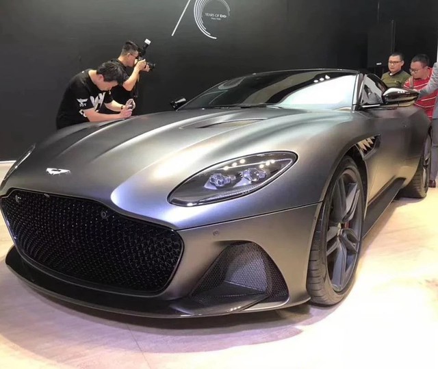 Siêu xe được mong chờ nhất của Aston Martin DBS Superleggera 2019 lộ diện - Ảnh 1.