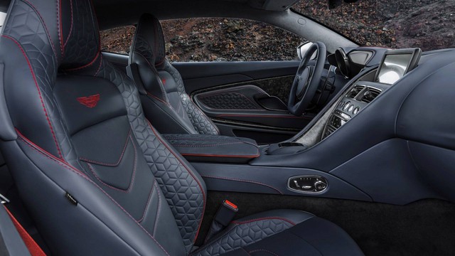 Aston Martin chính thức trình làng DBS Superleggera làm tín đồ siêu xe phát cuồng - Ảnh 19.