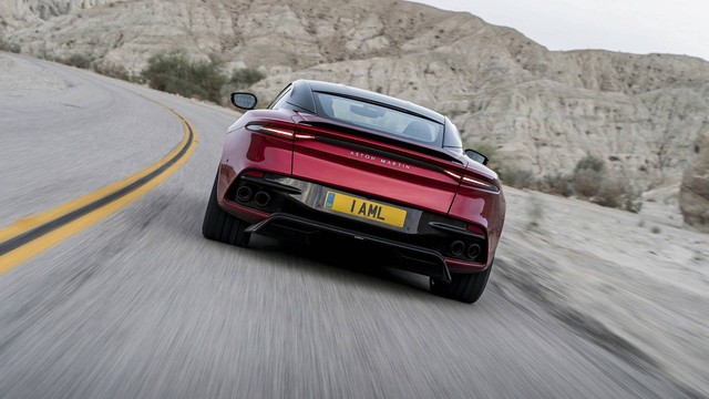 Aston Martin chính thức trình làng DBS Superleggera làm tín đồ siêu xe phát cuồng - Ảnh 4. Aston Martin chính thức trình làng DBS Superleggera làm tín đồ siêu xe phát cuồng - Ảnh 4.