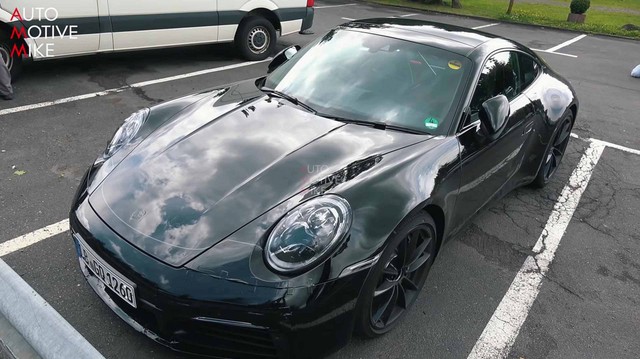 Porsche 911 Carrera 4S mới là đây