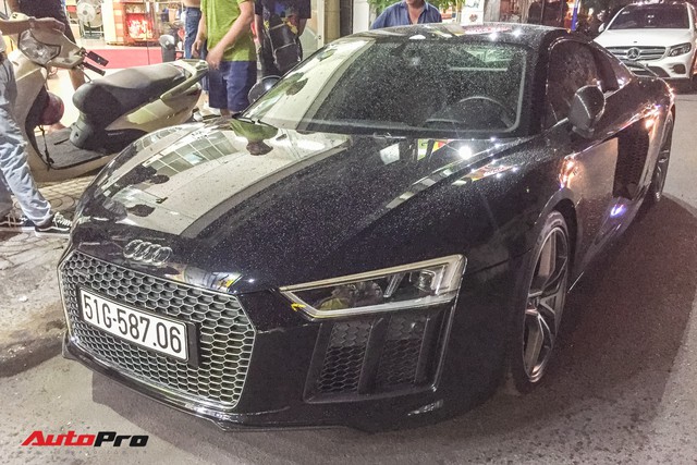 Audi R8 V10 Plus từng của ông chủ cafe Trung Nguyên sang tay đại gia Bạc Liêu - Ảnh 1. Audi R8 V10 Plus từng của ông chủ cafe Trung Nguyên sang tay đại gia Bạc Liêu - Ảnh 1.