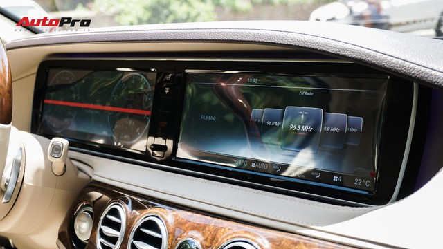 Mercedes-Benz S400 2017 xuống giá 3,4 tỷ đồng sau khi thế hệ mới ra mắt - Ảnh 9.