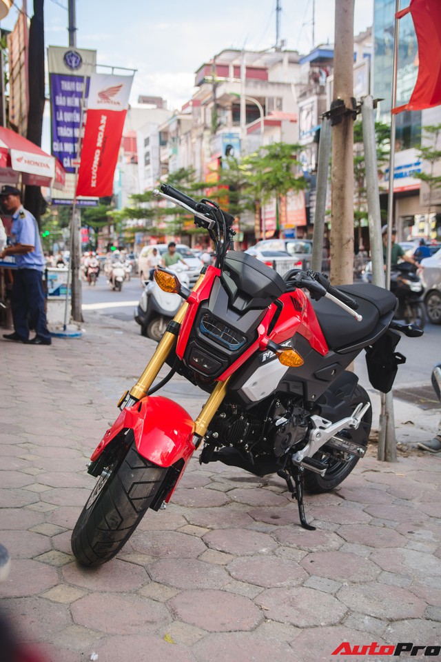 Ảnh thực tế Honda MSX 125 màu mới tại đại lý - Ảnh 6. Ảnh thực tế Honda MSX 125 màu mới tại đại lý - Ảnh 6.