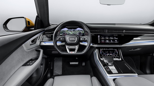 SUV lai coupe cỡ lớn hoàn toàn mới Audi Q8 chính thức trình làng - Ảnh 8. SUV lai coupe cỡ lớn hoàn toàn mới Audi Q8 chính thức trình làng - Ảnh 8.