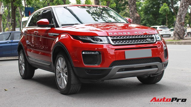 Mới lăn bánh 7.500km, Range Rover Evoque 2017 được rao bán lại giá 2,85 tỷ đồng