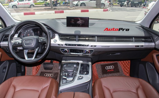 SUV 7 chỗ Audi Q7 2016 đi 2 năm bán lại hơn 3,2 tỷ đồng tại Hà Nội - Ảnh 10.
