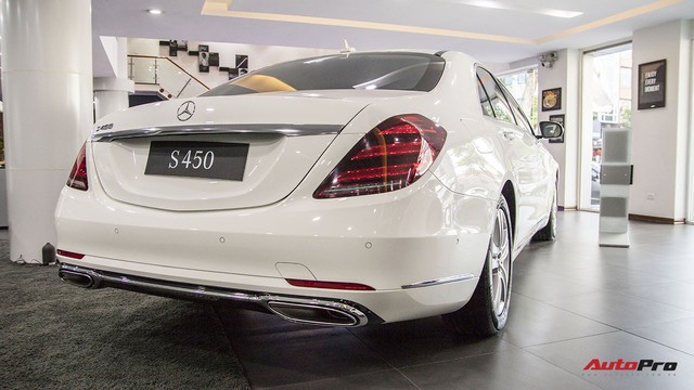 Khám phá Mercedes-Benz S 450 L 2018 tại đại lý trước ngày chính thức ra mắt khách Việt - Ảnh 3.