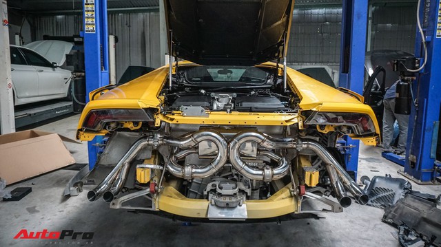 Lamborghini Huracan độ Mansory từng của Cường Đô-la đổi pô FI trị giá ngang một chiếc Kia Morning van
