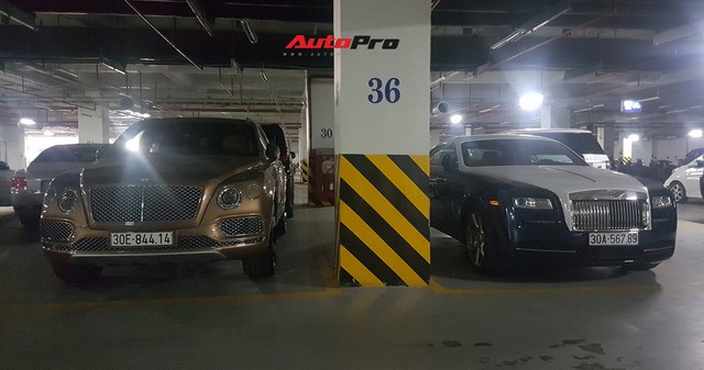 Siêu xe, xe siêu sang nằm san sát nhau tại hầm trung tâm thương mại ở Hà Nội - Ảnh 1.