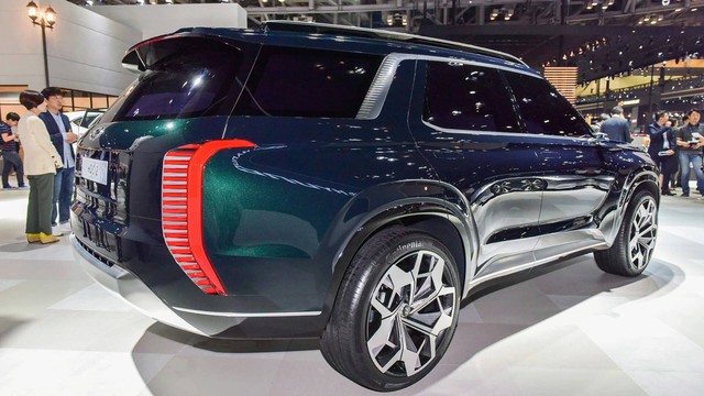 Hyundai giới thiệu SUV 7 chỗ lớn hơn Santa Fe, cạnh tranh Toyota Prado - Ảnh 4. Hyundai giới thiệu SUV 7 chỗ lớn hơn Santa Fe, cạnh tranh Toyota Prado - Ảnh 4.
