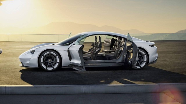 Những điều cần biết về Taycan - sedan hoàn toàn mới của Porsche - Ảnh 3.