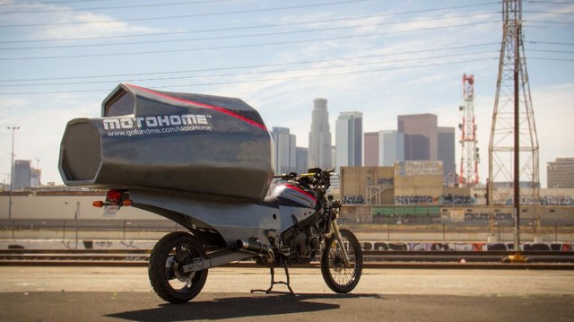 Sinh viên biến Honda CB thành nhà di động đi muôn nơi