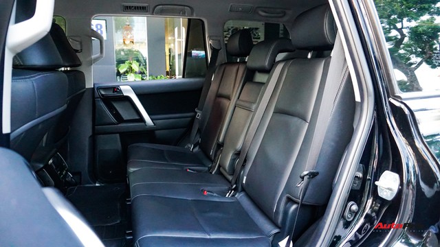 Chạy 2 năm hơn 3 vạn km, Toyota Prado TXL vẫn bán được giá trên 2 tỷ đồng - Ảnh 17. Chạy 2 năm hơn 3 vạn km, Toyota Prado TXL vẫn bán được giá trên 2 tỷ đồng - Ảnh 17.