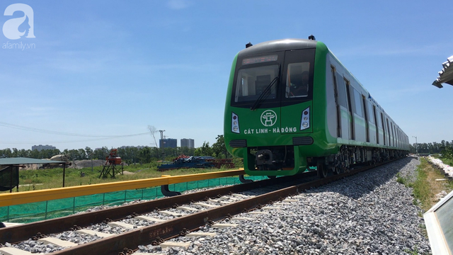 Tàu điện tuyến Cát Linh - Hà Đông chính thức đóng điện lưới Quốc Gia để chạy thử - Ảnh 5.