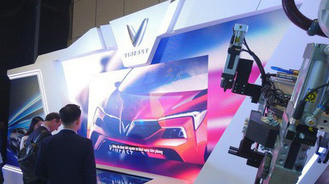 Tập đoàn công nghiệp hàng đầu Thụy Sĩ sẽ cung cấp robot sản xuất tự động cho nhà máy VINFAST