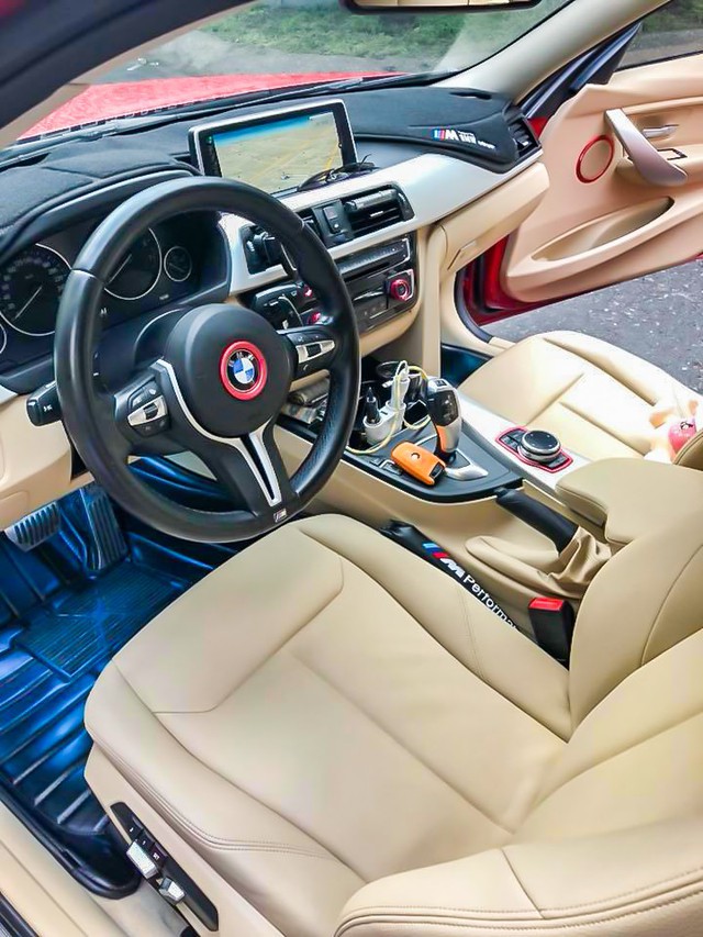 Sau khi độ full bài, chủ xe bất ngờ bán lại BMW 320i LCi 2015 với giá 1,2 tỷ đồng - Ảnh 4. Sau khi độ full bài, chủ xe bất ngờ bán lại BMW 320i LCi 2015 với giá 1,2 tỷ đồng - Ảnh 4.