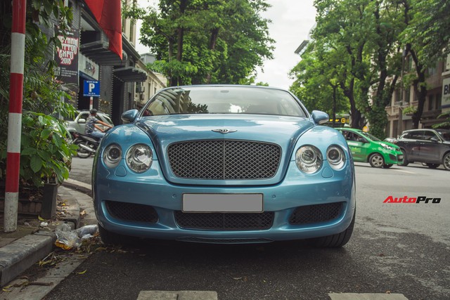 Bắt gặp hàng hiếm Bentley Continental GTC tại Hà Nội - Ảnh 5.