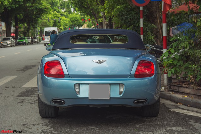 Bắt gặp hàng hiếm Bentley Continental GTC tại Hà Nội - Ảnh 7.