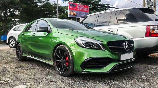 Mercedes-Benz A45 AMG bán lại giá 1,65 tỷ đồng sau 2 năm sử dụng