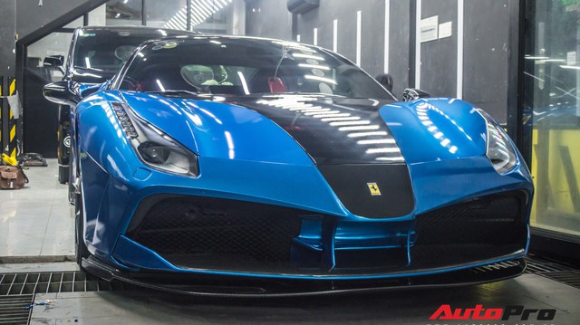 Siêu xe Ferrari 488 GTB của dân chơi Đà Lạt độ bodykit SVR trị giá hàng trăm triệu đồng